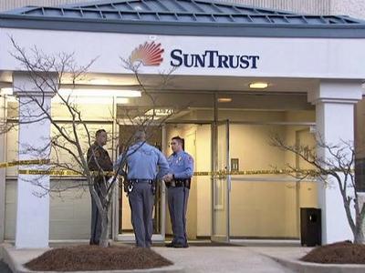 Raleigh bank robbed; one injured