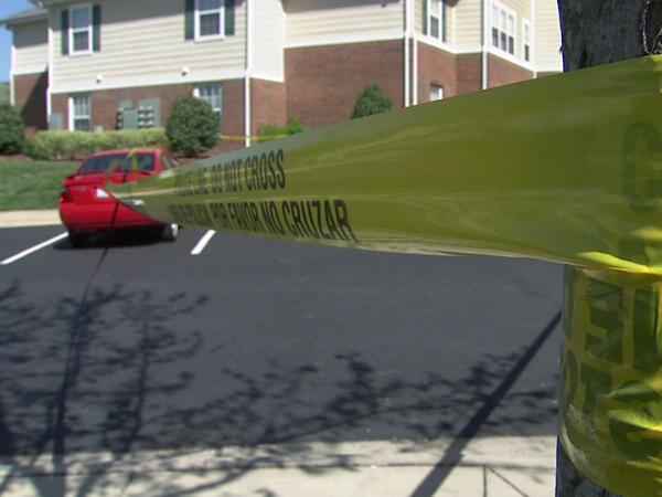 04/10: Police investigate Cary's first homicide since 2008