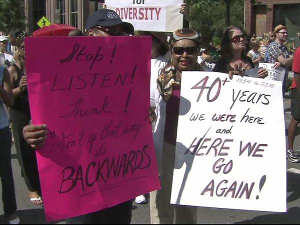 Wake schools diversity-policy supporters rally in Raleigh
