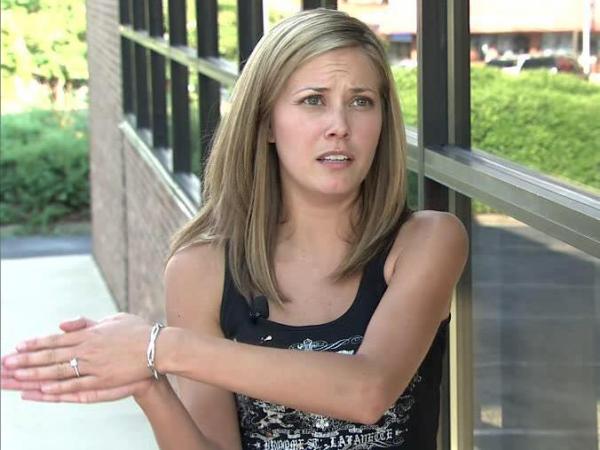 07/30: Bride-to-be calls WRAL for help with dress store 'nightmare'