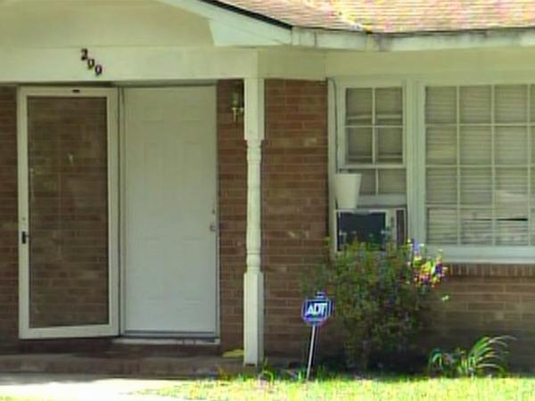 No charges for Fayetteville homeowner who shot intruder