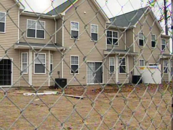 Bragg homes to be inspected for clues to infant deaths
