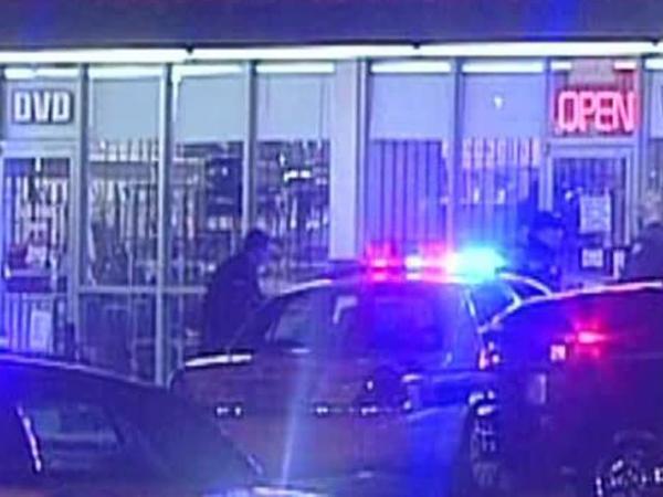 Two sought in Fayetteville pawn shop killing