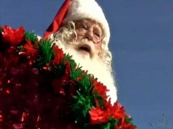 Live interview with Santa at Christmas parade