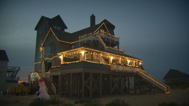 Rodanthe beach house celebrates Christmas