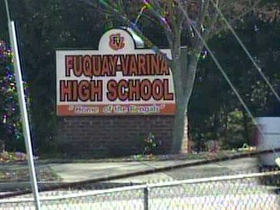 Students back in class after bomb threat at Fuquay-Varina High School dismissed