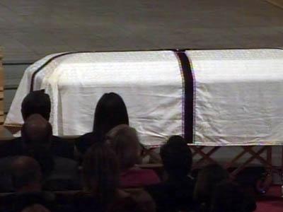 Elizabeth Edwards' funeral