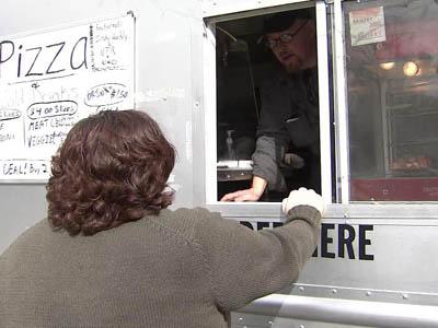 Raleigh's food truck ordinance  gets mixed reviews