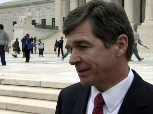 Roy Cooper argues Miranda for minors case at Supreme Court