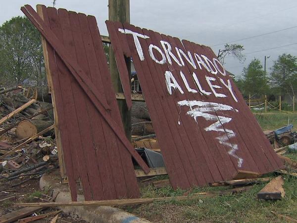 South Raleigh spends busy days recovering from tornado