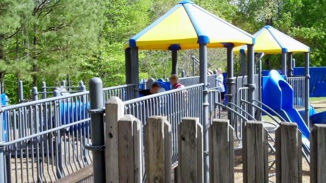 Playground Review: Blue Jay Point County Park
