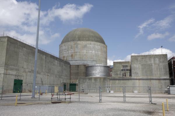 Crack forces shutdown of nuclear reactor at Shearon Harris
