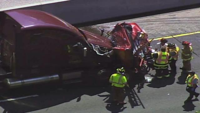 Three killed in multi-vehicle wreck on I-40