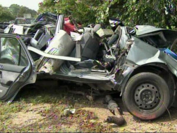 Wrong-way driver, teen die in Nash County crash