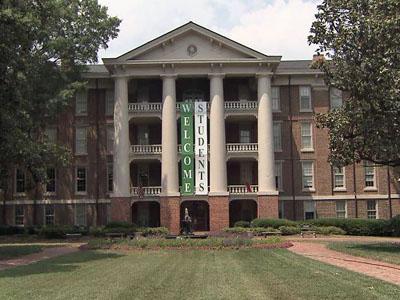 Under new name, Peace College will admit men as students